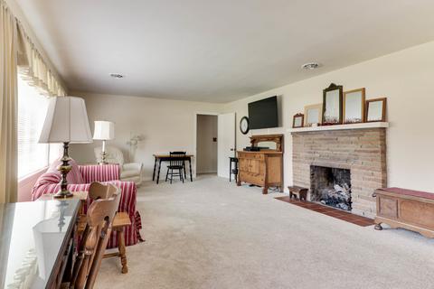 1110 W College Ave, Normal, IL 61761 photo 11