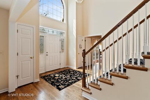 5720 Arlingdale Dr, Rolling Meadows, IL 60008 photo 4
