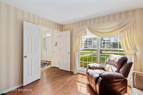 5720 Arlingdale Dr, Rolling Meadows, IL 60008 photo 5