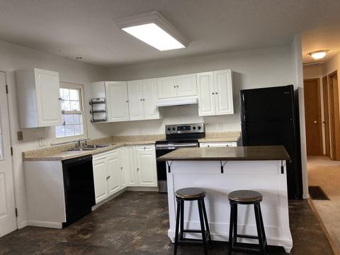2 Joyce Ln, Champaign, IL 61822 photo 8