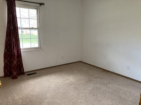 2 Joyce Ln, Champaign, IL 61822 photo 14