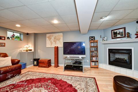 735 Alice Pl, Elgin, IL 60123 photo 19