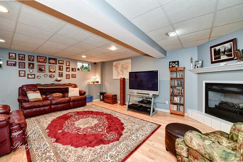 735 Alice Pl, Elgin, IL 60123 photo 20