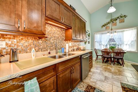 735 Alice Pl, Elgin, IL 60123 photo 7