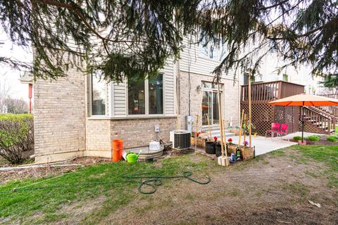 683 E Nerge Rd, Roselle, IL 60172 photo 28