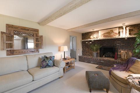 1024 Roslyn Rd, Olympia Fields, IL 60461 photo 15