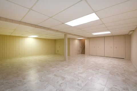 1024 Roslyn Rd, Olympia Fields, IL 60461 photo 25
