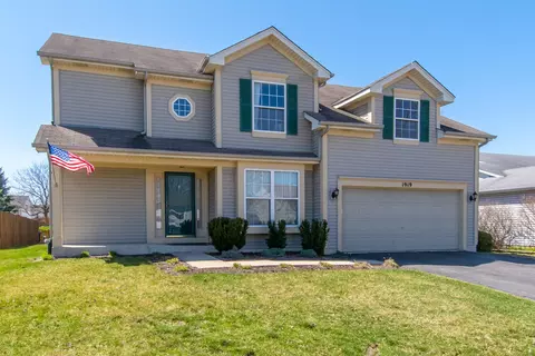 1919 Steward Ln, Plainfield, IL 60586 photo 2