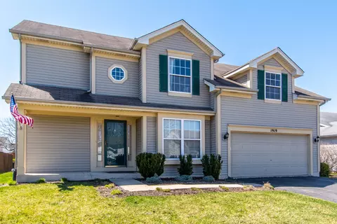 1919 Steward Ln, Plainfield, IL 60586 photo 1