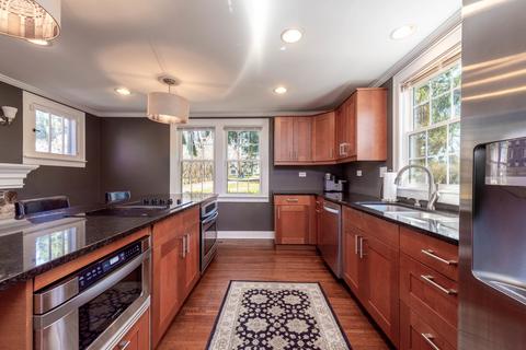 408 E Side Dr, Geneva, IL 60134 photo 8
