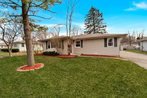 2137 Root St, Crest Hill, IL 60403 photo 1