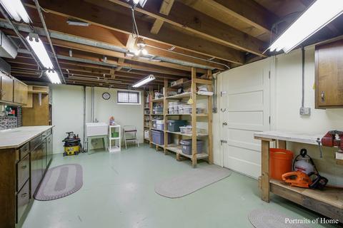 1105 Delles Rd, Wheaton, IL 60189 photo 25