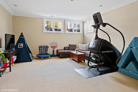 1541 W Wolfram St, Chicago, IL 60657 photo 17