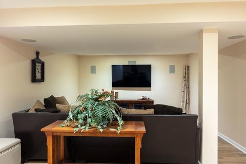 5056 Adele Dr, Gurnee, IL 60031 photo 38