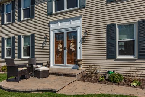 5056 Adele Dr, Gurnee, IL 60031 photo 4