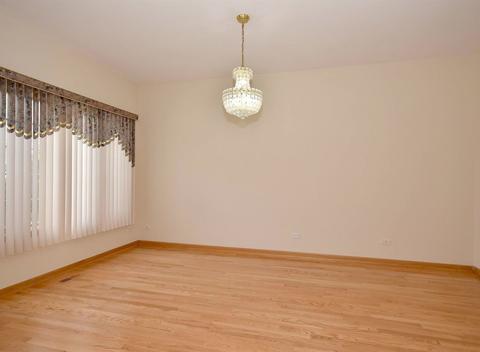 2218 Westview Dr, Des Plaines, IL 60018 photo 19
