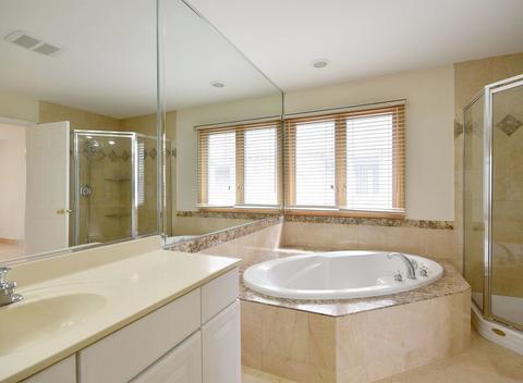 2218 Westview Dr, Des Plaines, IL 60018 photo 38