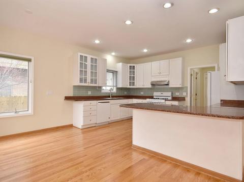 2218 Westview Dr, Des Plaines, IL 60018 photo 15