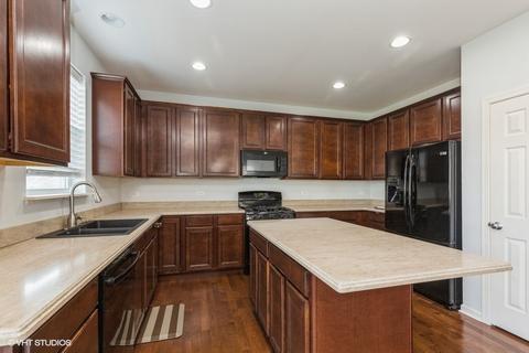2020 Lucca Dr, Elgin, IL 60123 photo 5