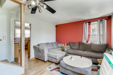 221 E Maple Ct, Addison, IL 60101 photo 7