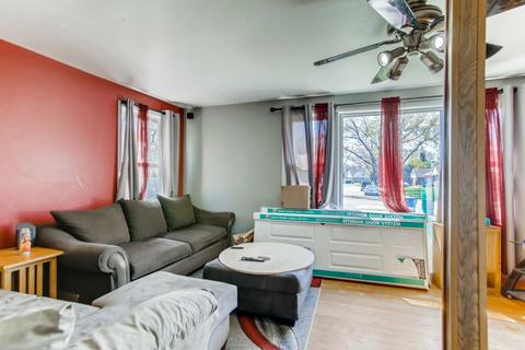 221 E Maple Ct, Addison, IL 60101 photo 8