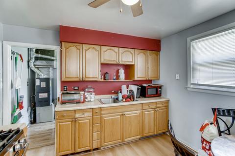 221 E Maple Ct, Addison, IL 60101 photo 11
