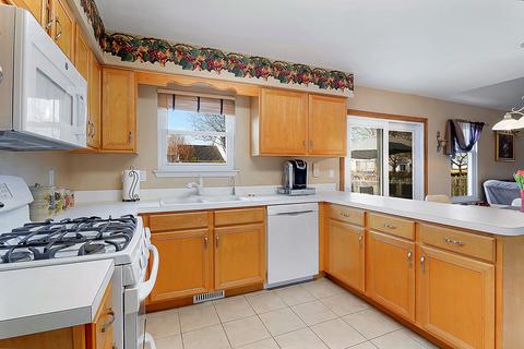 22116 W Marshall Dr, Plainfield, IL 60544 photo 13