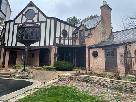 124 Dell Pl, Glencoe, IL 60022 photo 1