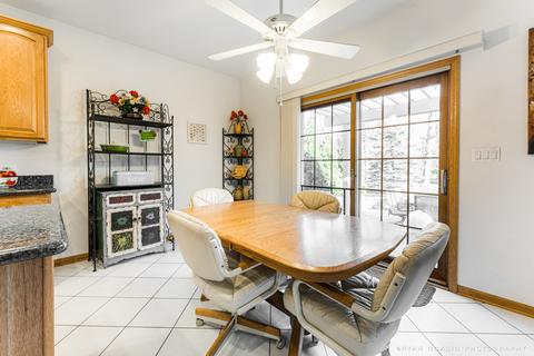 830 E Stone Ct, Addison, IL 60101 photo 12