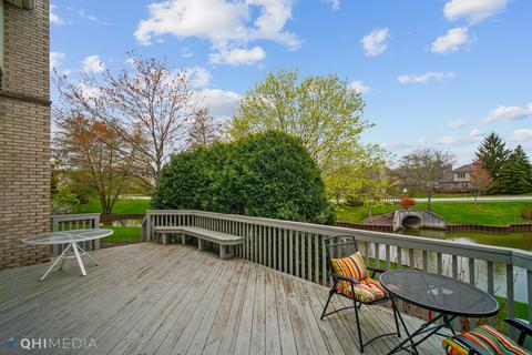 2530 Windrush Ln, Northbrook, IL 60062 photo 23