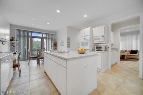 2530 Windrush Ln, Northbrook, IL 60062 photo 11