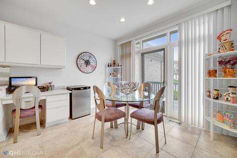 2530 Windrush Ln, Northbrook, IL 60062 photo 12