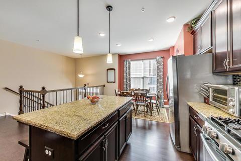 1183 Colfax Ave, Des Plaines, IL 60016 photo 15