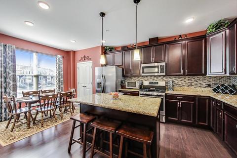 1183 Colfax Ave, Des Plaines, IL 60016 photo 16
