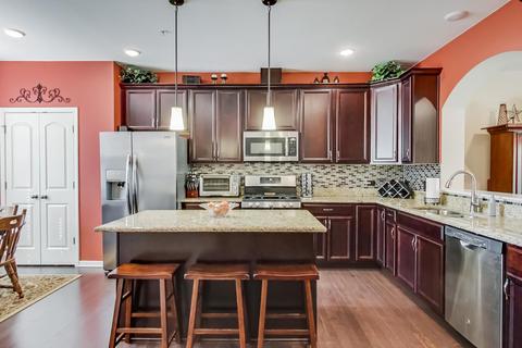 1183 Colfax Ave, Des Plaines, IL 60016 photo 13