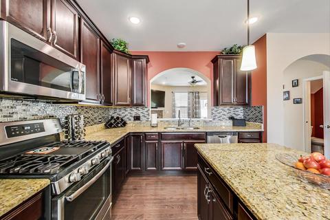1183 Colfax Ave, Des Plaines, IL 60016 photo 14