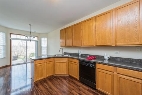 2644 Williamsburg Dr, Algonquin, IL 60102 photo 2