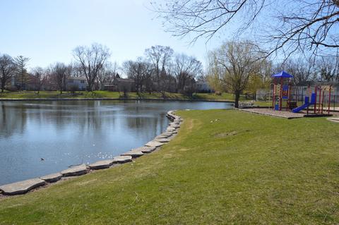 1675 Monticello Ct #B, Wheaton, IL 60189 photo 33
