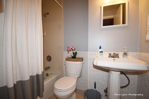 1675 Monticello Ct #B, Wheaton, IL 60189 photo 23