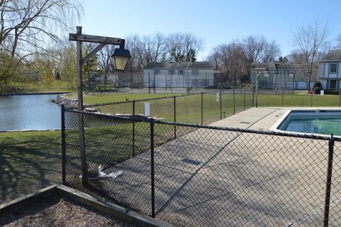 1675 Monticello Ct #B, Wheaton, IL 60189 photo 36