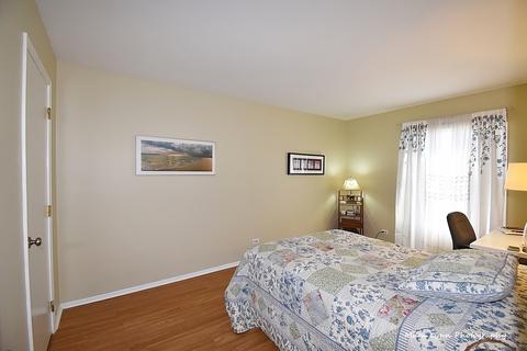 1675 Monticello Ct #B, Wheaton, IL 60189 photo 19