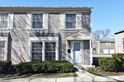 1675 Monticello Ct #B, Wheaton, IL 60189 photo 1