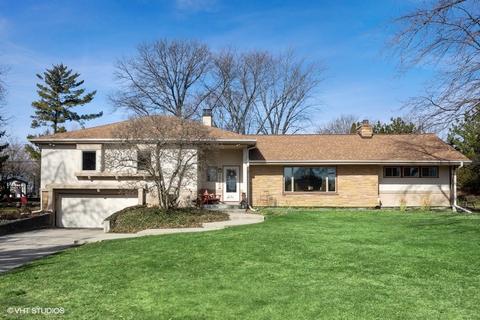 1760 Darling St, Wheaton, IL 60187 photo 1