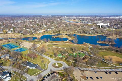 1760 Darling St, Wheaton, IL 60187 photo 2