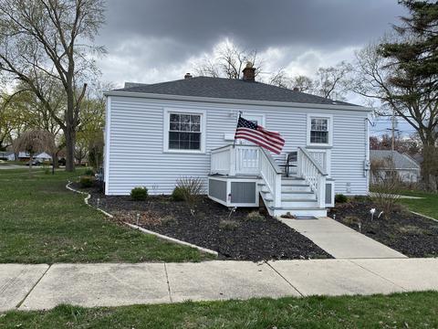 3746 Maple Ave, Matteson, IL 60443 photo 1