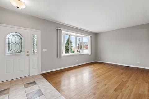 5133 N Natchez Ave, Chicago, IL 60656 photo 2