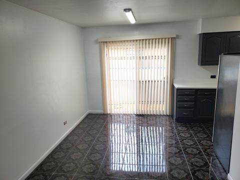 893 Parkway Ave, Elgin, IL 60120 photo 6