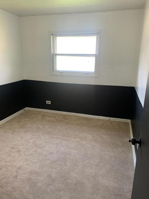 893 Parkway Ave, Elgin, IL 60120 photo 9