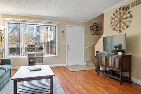 1405 E Vernon Ave #21, Normal, IL 61761 photo 3