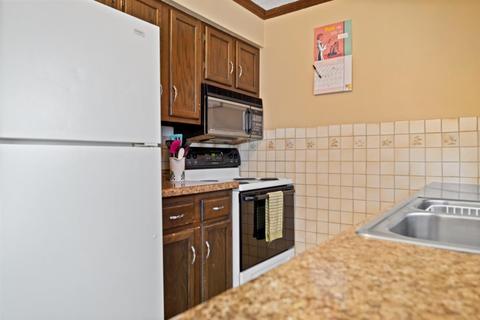 1405 E Vernon Ave #21, Normal, IL 61761 photo 9